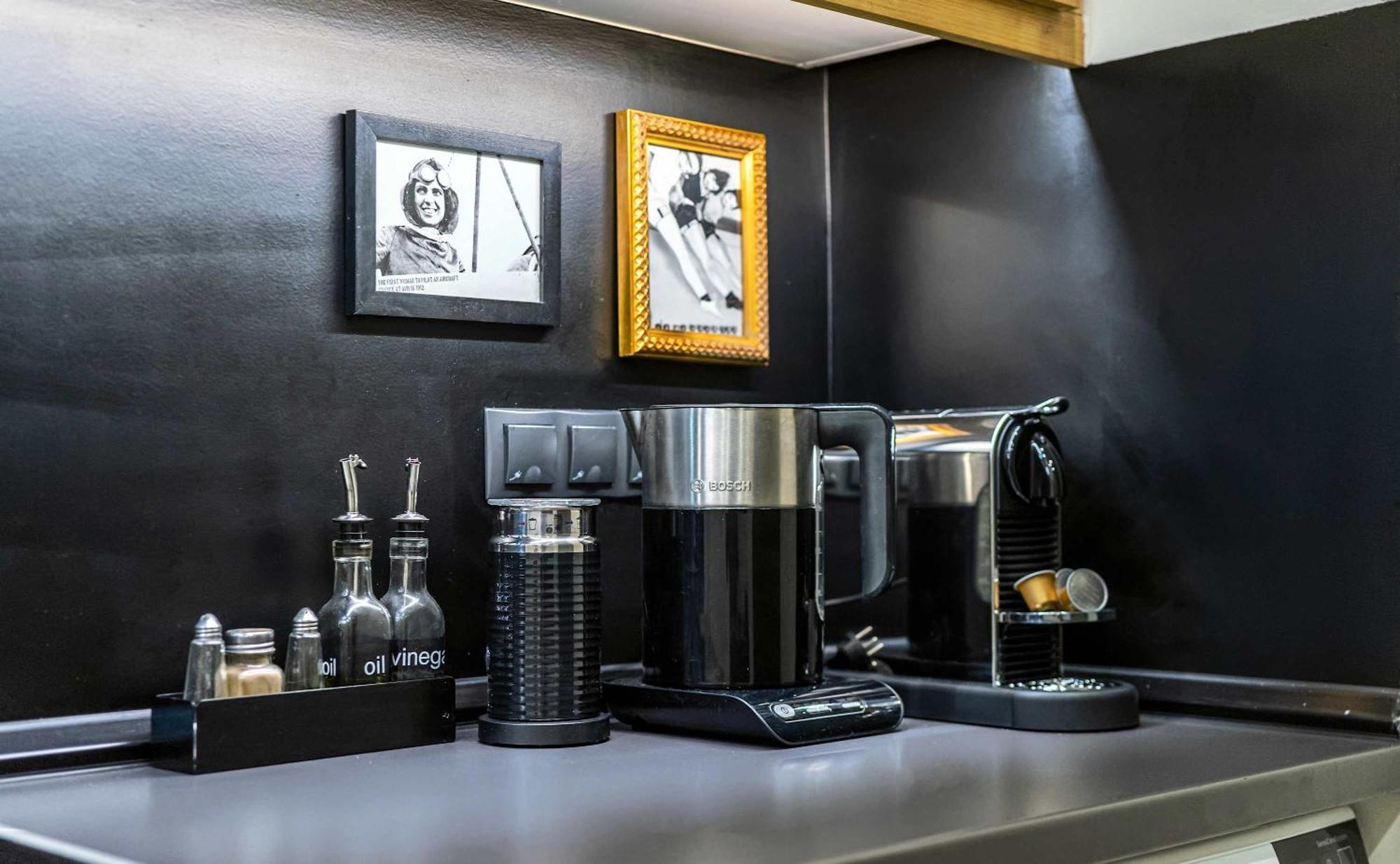 Apartment O&o Group - Cozy Urban Retreat - 2 Bedroom - Exarchia Athens